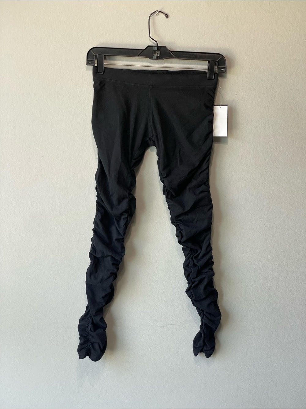 Hard Tail Black Ruched Leggings